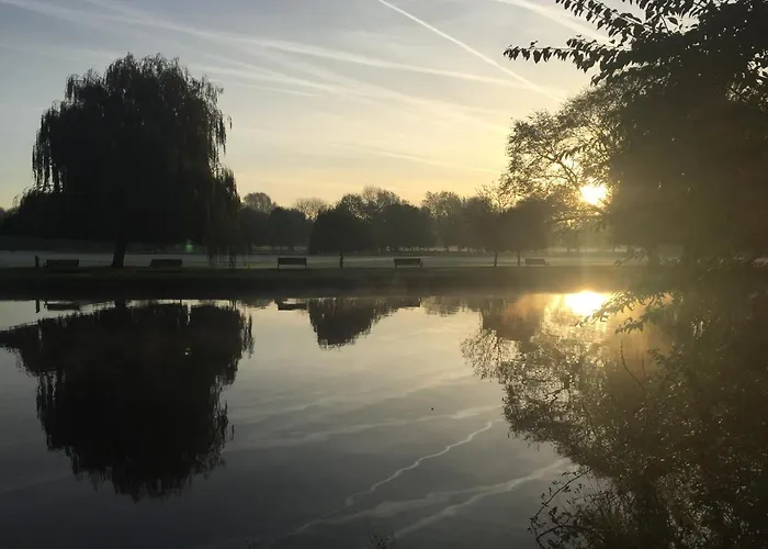 A Cosy Cottage In The Heart Of Stratford Upon Avon
